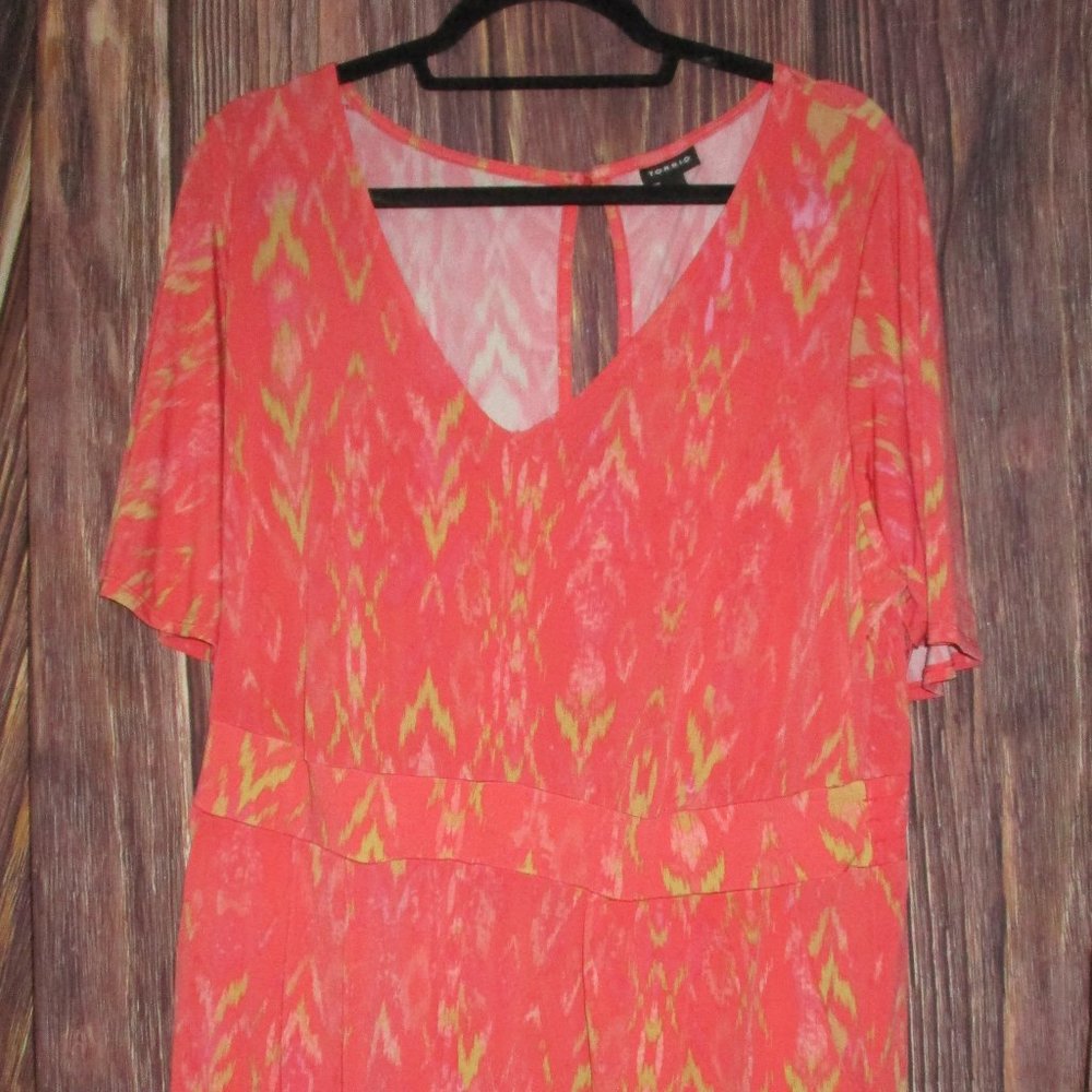 Torrid size 2 ROMPER with short sleeves EUC worn only once great for vacations